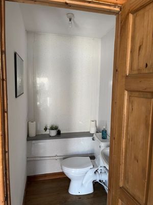 Photo 6- click for photo gallery